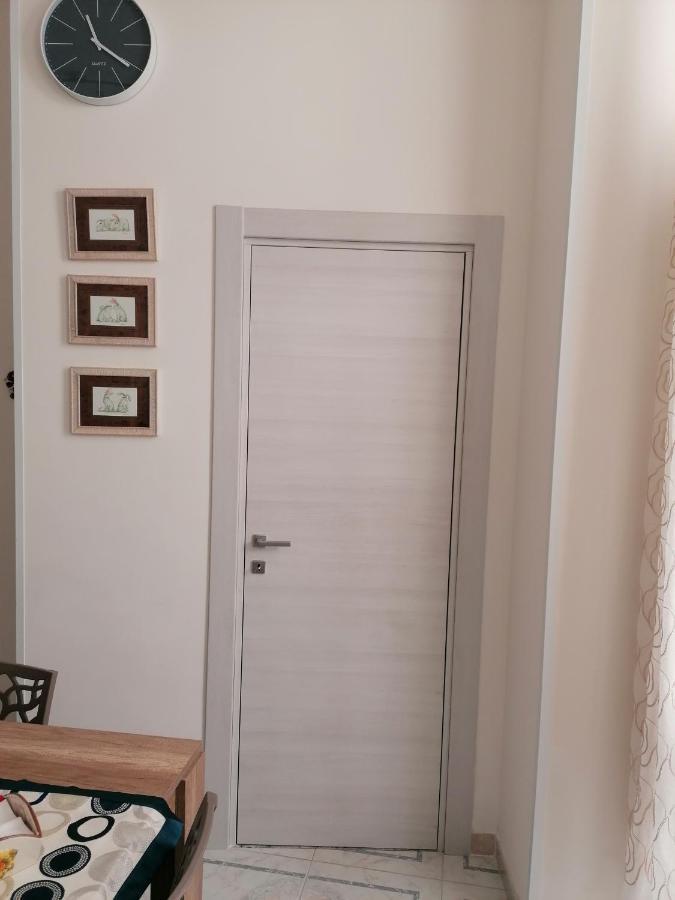 Centro Storico Mare Fuori Villa Brindisi Luaran gambar