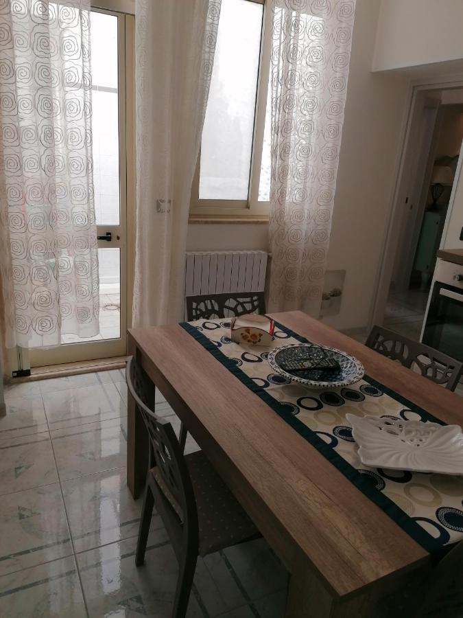 Centro Storico Mare Fuori Villa Brindisi Luaran gambar