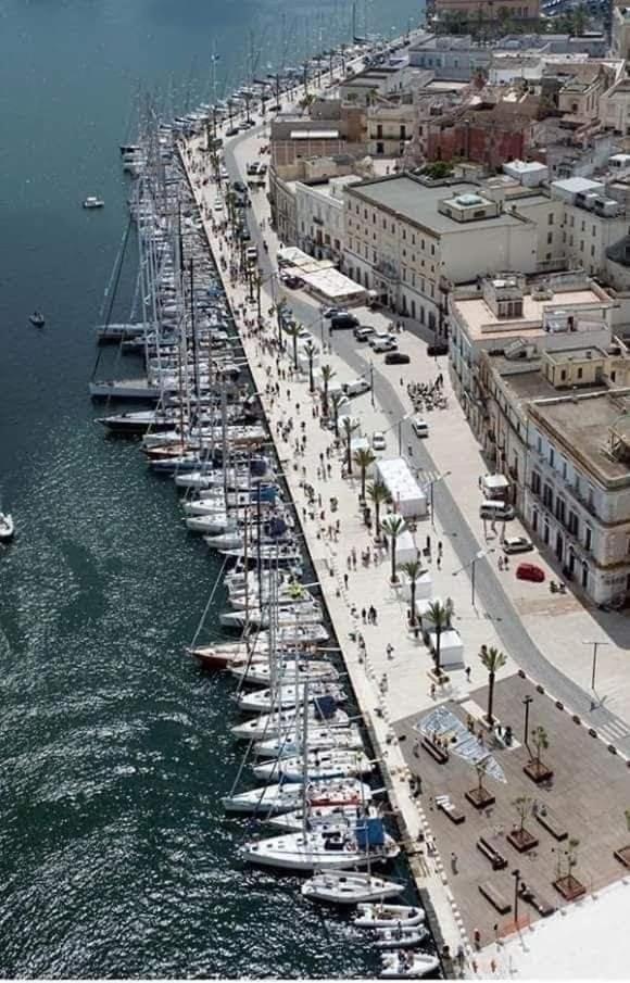 Centro Storico Mare Fuori Villa Brindisi Luaran gambar